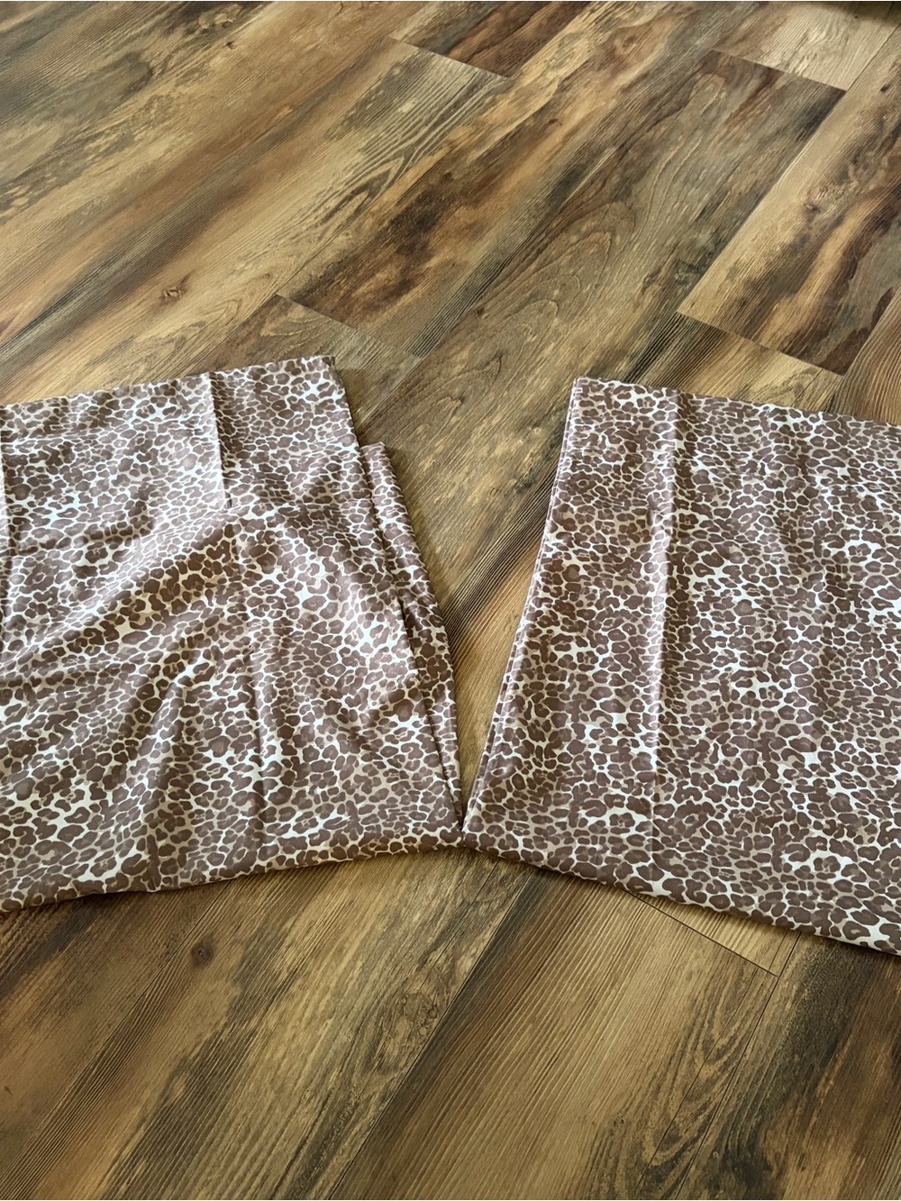 Leopard-Print Pillowcase Pair in Brown - Soft Home Bedding